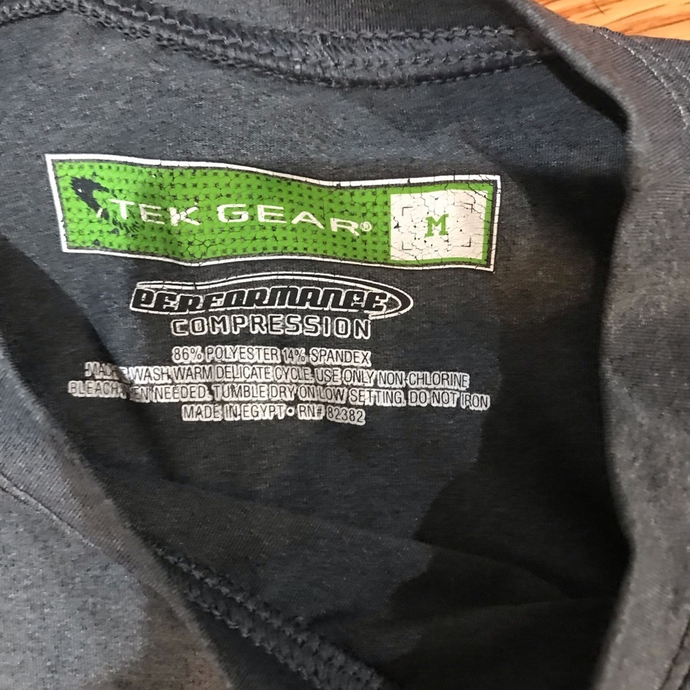 👟TEK GEAR Tank - Picture 4 of 4